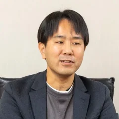 中村 義幸氏