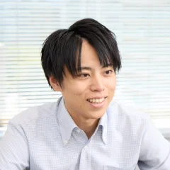 小泉 世連氏